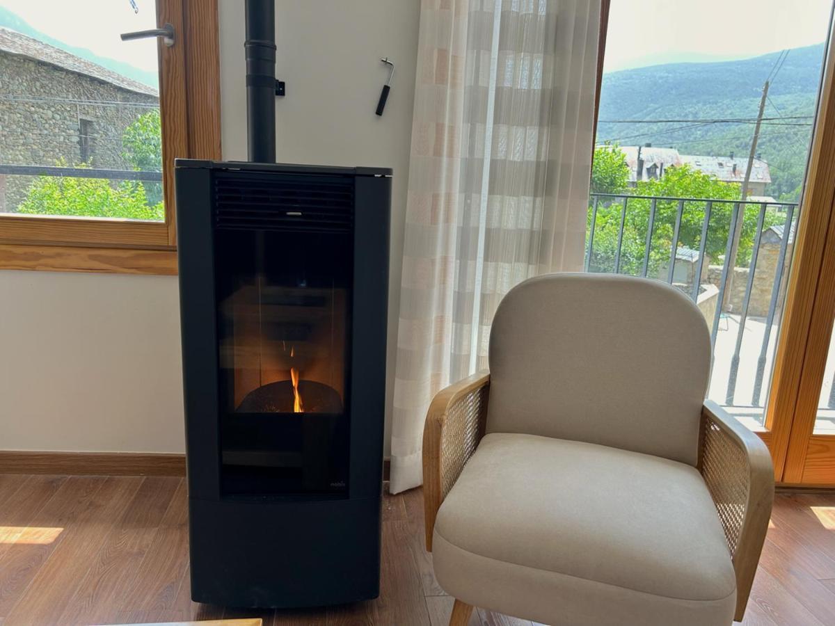 Apartament Al Centre D'Esterri Amb Vistes Uniques By Rural D'Aneu Астеррі-д'Анеу Екстер'єр фото
